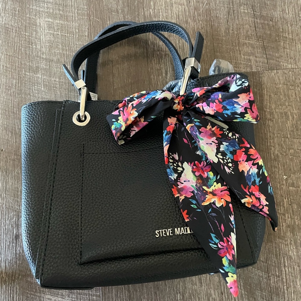 Black Steve Madden purse NWT